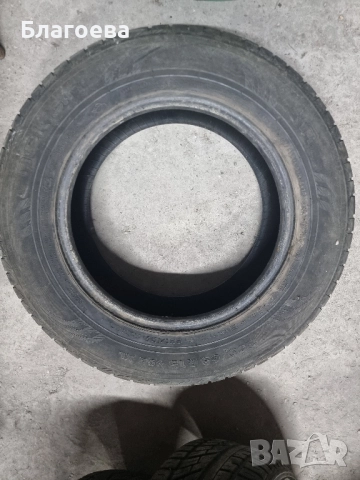Автомобилна гума 205/65/15 XL 99H, снимка 2 - Гуми и джанти - 52336532