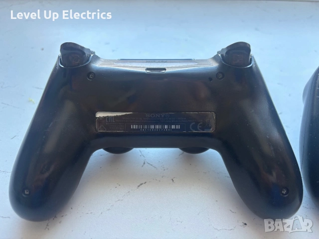 PlayStation 4 джойстик, снимка 4 - Джойстици и геймпадове - 54319612