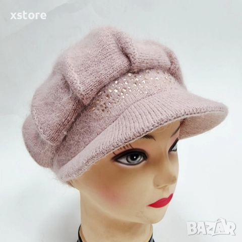 Дамска зимна плетена шапка , снимка 3 - Шапки - 52665322