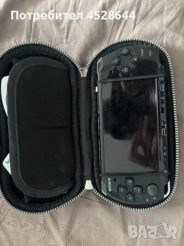 Продавам това псп 1004 с над 40 игри калъф и оригинално зарядно 