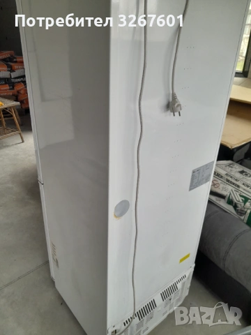 Хладилник с фризер  LG, снимка 5 - Хладилници - 53222502