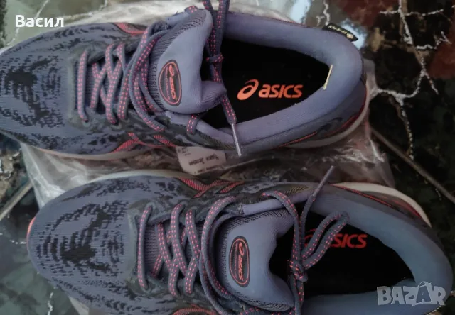 Дамски маратонки Asics с Goretex мембрана, размер 39,5, снимка 6 - Маратонки - 47741462