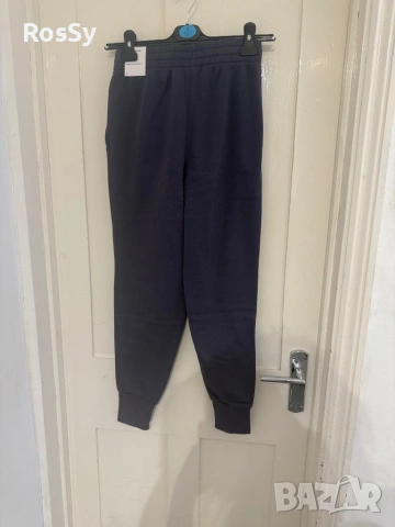 Детско долнище Nike , снимка 2 - Детски анцузи и суичери - 53004770