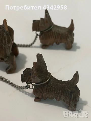 3 Винтидж(1900 -1949) дървени фигурки: Майка  и кученца.Миниатюри., снимка 4 - Антикварни и старинни предмети - 51067409