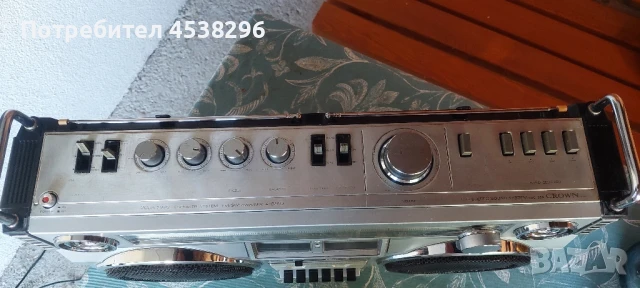 Касетофон Crown CSC 850F, снимка 3 - Радиокасетофони, транзистори - 51079402