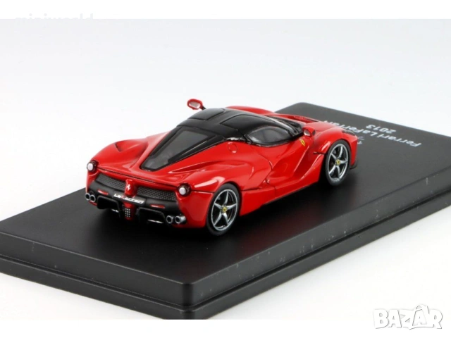 Ferrari LaFerrari 2013 - мащаб 1:64 на IXO/Altaya моделът е нов в PVC дисплей-кейс, снимка 2 - Колекции - 54187658
