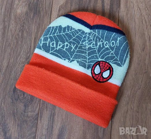 Зимни шапки 2-3 год., снимка 5 - Шапки, шалове и ръкавици - 42920657