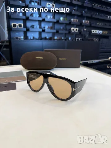 Tom Ford Слънчеви Очила С UV400 Защита Том Форд - Различни Цветове Код SK2043, снимка 12 - Слънчеви и диоптрични очила - 55752938