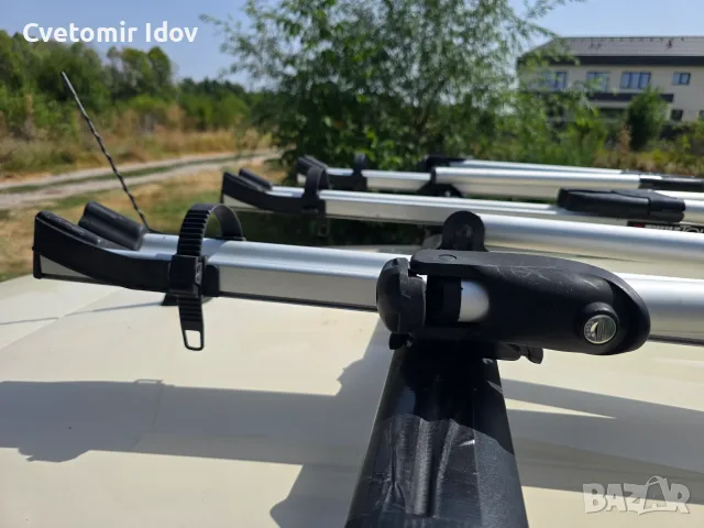 4 бр стойка за велосипед за таван Thule Tour , снимка 4 - Аксесоари за велосипеди - 55853126