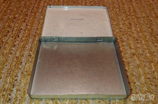Метална кутия от цигати, снимка 4 - Антикварни и старинни предмети - 37259438