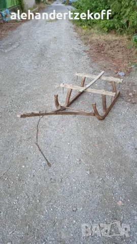 Старинна впрегатна дървена шейна, снимка 3 - Зимни спортове - 47397574