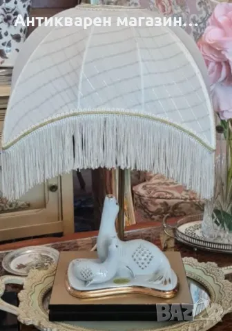 Прекрасна, настолна лампа. 