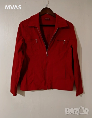 Ново дамско пролетно червено яке M L