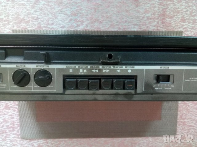 Радиокасетофон HITACHI(за части,майстор,ремонт)., снимка 9 - Радиокасетофони, транзистори - 50718918