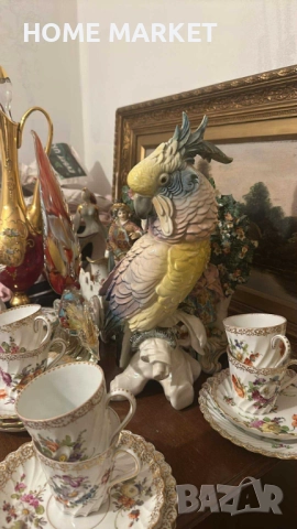 Karl Ens Germany - “ Parrot”  гениална и грандиозна птица от 33 см, великолепие и класа  