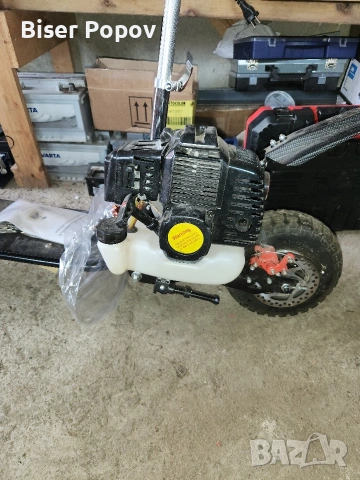 scooter на бензин, снимка 2 - Мотоциклети и мототехника - 54190553
