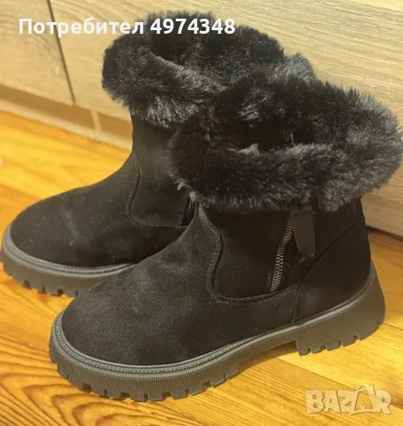 Зимни велурени боти с пух, снимка 3 - Дамски боти - 56437583
