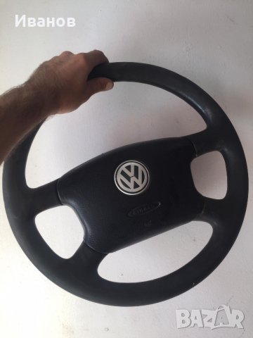 Волан кормило Голф 4 Golf 4, снимка 2 - Аксесоари и консумативи - 34441519