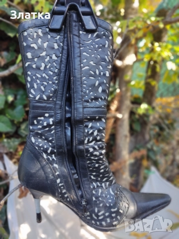 Закачалки и щендери за Дрехи Якета Палта Блузи Панталони Поли Рокли Тениски и фланелки Обувки Ботуши, снимка 18 - Оборудване за магазин - 50309620