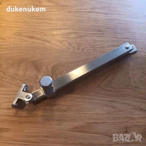 Метална заключалка за прозорци – защита от силен вятър и удари, снимка 3 - Други стоки за дома - 51874737