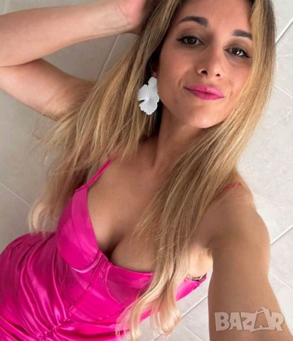 Цикламена рокля сатен BARBIE , снимка 2 - Рокли - 40804150