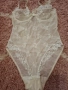Бяло Боди с бродерия, снимка 2