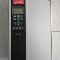Честотен регулатор инвертор Danfoss VLT 5002 Frequency Converter , снимка 1 - Електродвигатели - 42594256