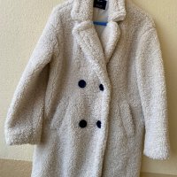 Дамско палто Bershka - S, снимка 3 - Палта, манта - 44448216