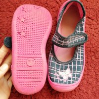 Обувки номер 33, снимка 2 - Детски сандали и чехли - 33816287