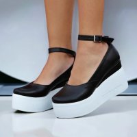 Обувки на платформа - черна кожа с бяло ходило - 125K, снимка 2 - Дамски ежедневни обувки - 39725659