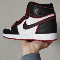 Nike Air Jordan 1 High Bloodline Размер 45 Номер Кецове Маратонки Мъжки Обувки Нови Оригинални , снимка 3 - Кецове - 40699205