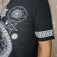 Black kavar L- Оригинална черна тениска с бели зодиакални щампи , снимка 2 - Тениски - 37756154