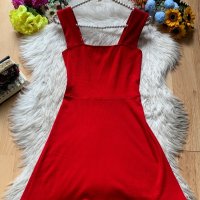 Червена рипсена рокля, снимка 1 - Рокли - 42113180