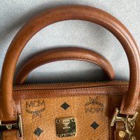 MCM оригинална чанта, снимка 2 - Чанти - 42096989