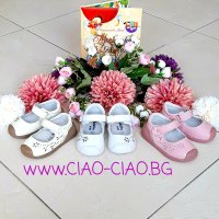 №20,21, Бебешки летни обувки за момиче от Естествена кожа с цветчета, снимка 1 - Детски обувки - 36856449