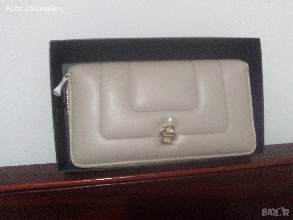 Оригинален дамски портфейл BOSS., снимка 1