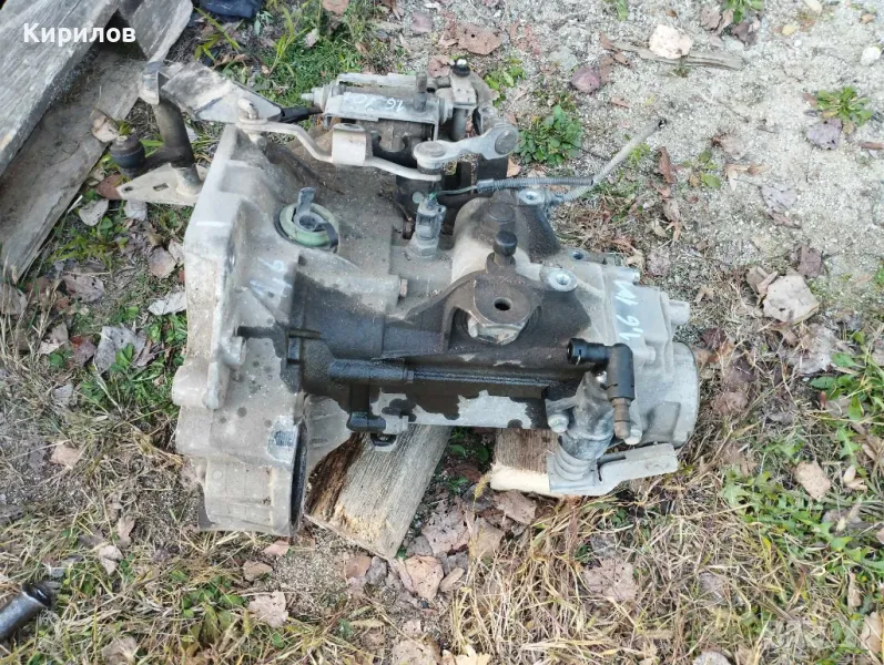 Скоростна кутия  за Шкода Октавия и VW Golf 4 1.6 101к.с., снимка 1