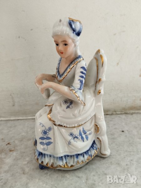 порцеланова статуетка, снимка 1