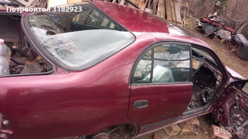Тойота карина на части, снимка 1