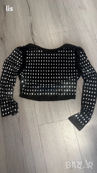 Къса блузка с камъни, снимка 1