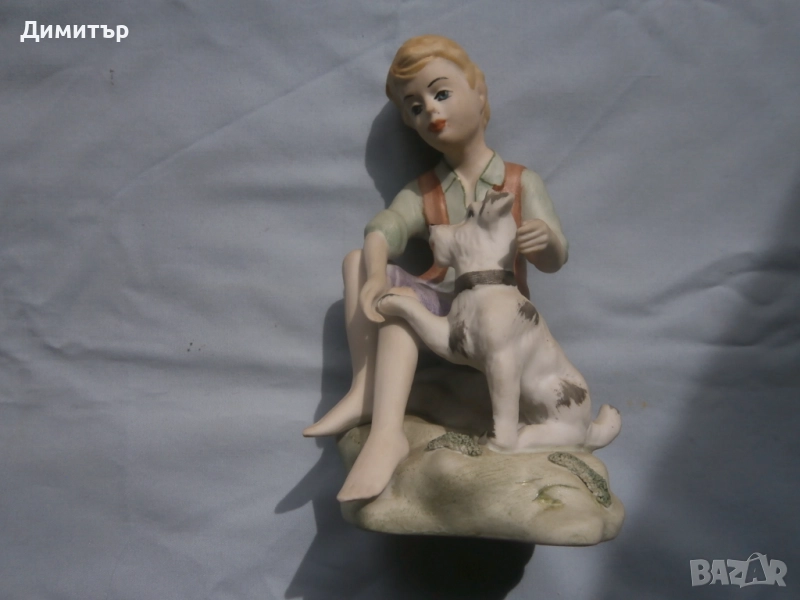 Порцеланова фигура Румъния, снимка 1