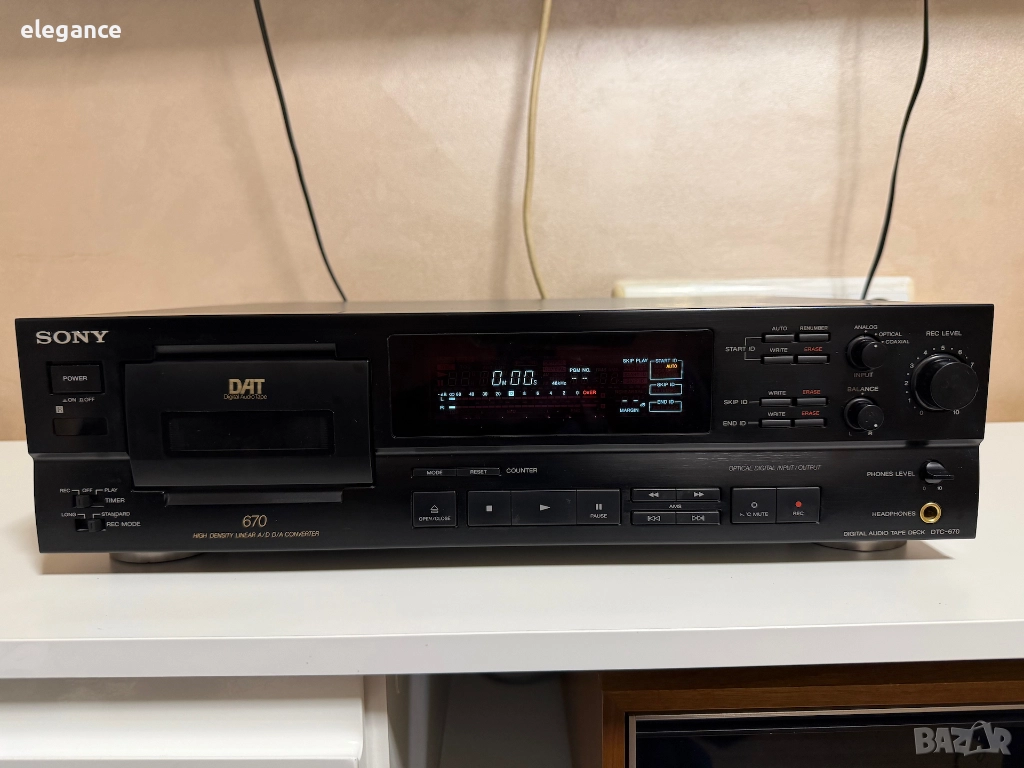 Sony DTC-670 DAT дек, снимка 1