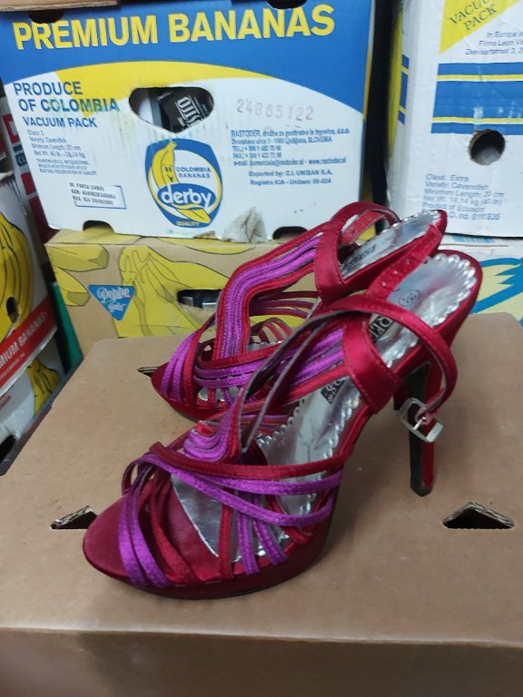 Дамски обувки RED LIPS в Дамски елегантни обувки в гр. Пазарджик -  ID39009891 — Bazar.bg
