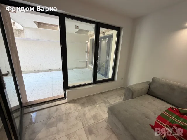 Отдава се под наем студио / офис, кв. Бриз, Варна, снимка 3 - Офиси - 55939323