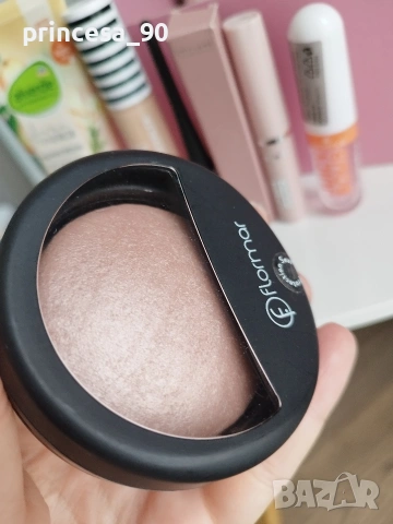 Лот козметика , снимка 4 - Комплекти и лотове - 53901609