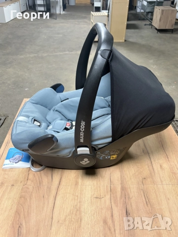 Детско столче Maxi-Cosi Rock i-Size 45–75 см, до 12 кг, Essential Grey, снимка 2 - Столчета за кола и колело - 56243592