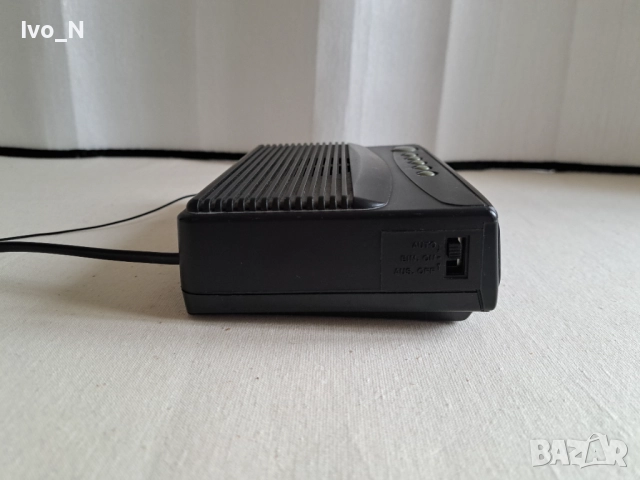 Немски дигитален часовник с радио., снимка 2 - Радиокасетофони, транзистори - 51934982