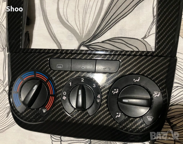 Двоен дин рамка Grande Punto Abarth Carbon, снимка 3 - Части - 53218146