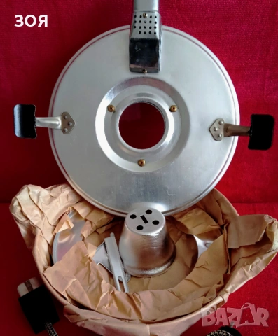 Електрическа тенджера,напълно окомплектована.НОВА.