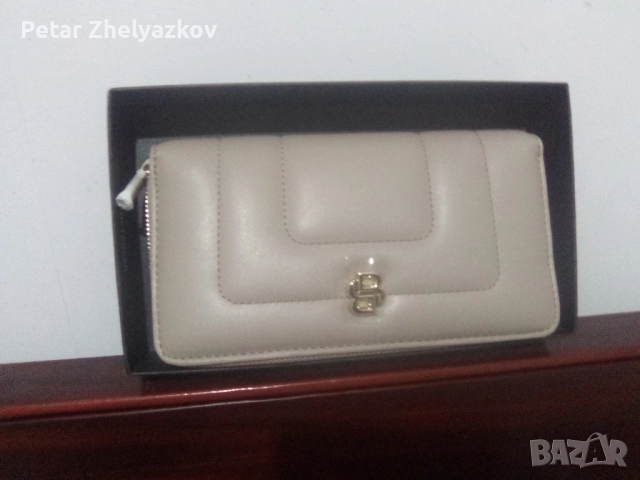 Оригинален дамски портфейл BOSS.
